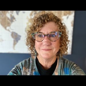 Meet your Posher, Linda